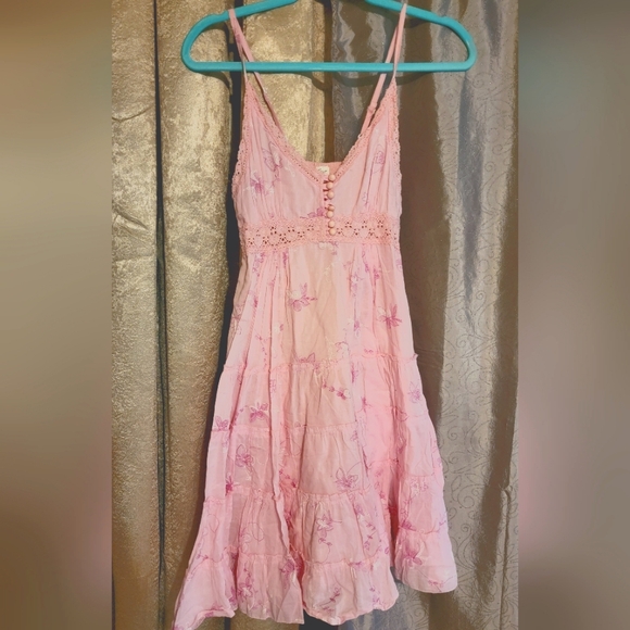 Dress - Picture 1 of 4